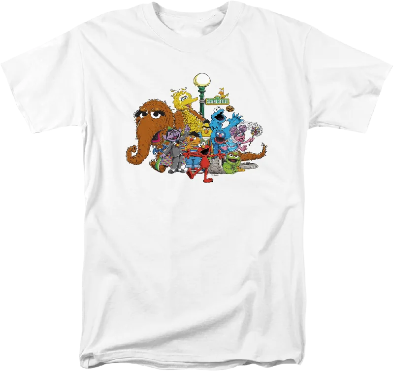 Classic Characters Group Photo Sesame Street T-Shirt