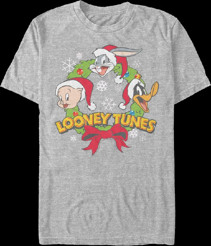 Porky Bugs Daffy Christmas Wreath Looney Tunes T-Shirt