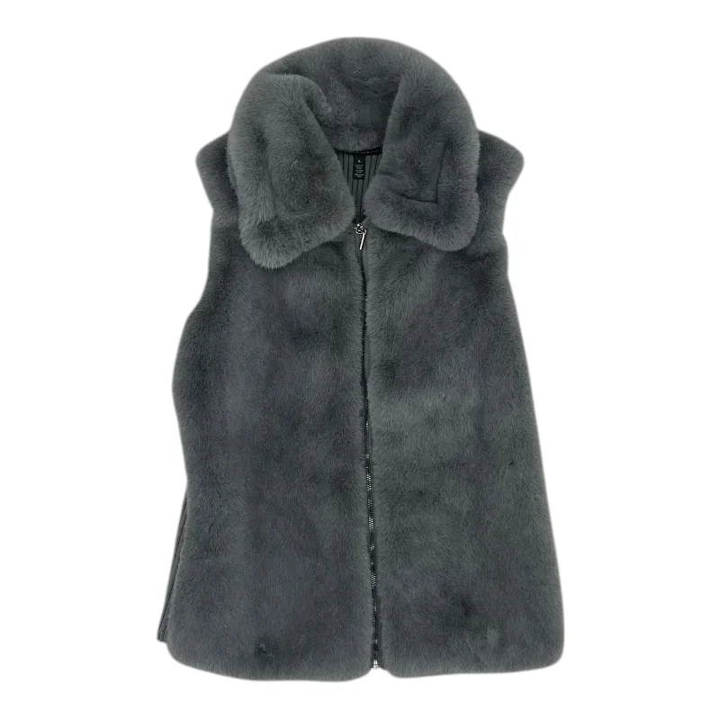 Vest Faux Fur & Sherpa By White House Black Market In Grey, Size:S